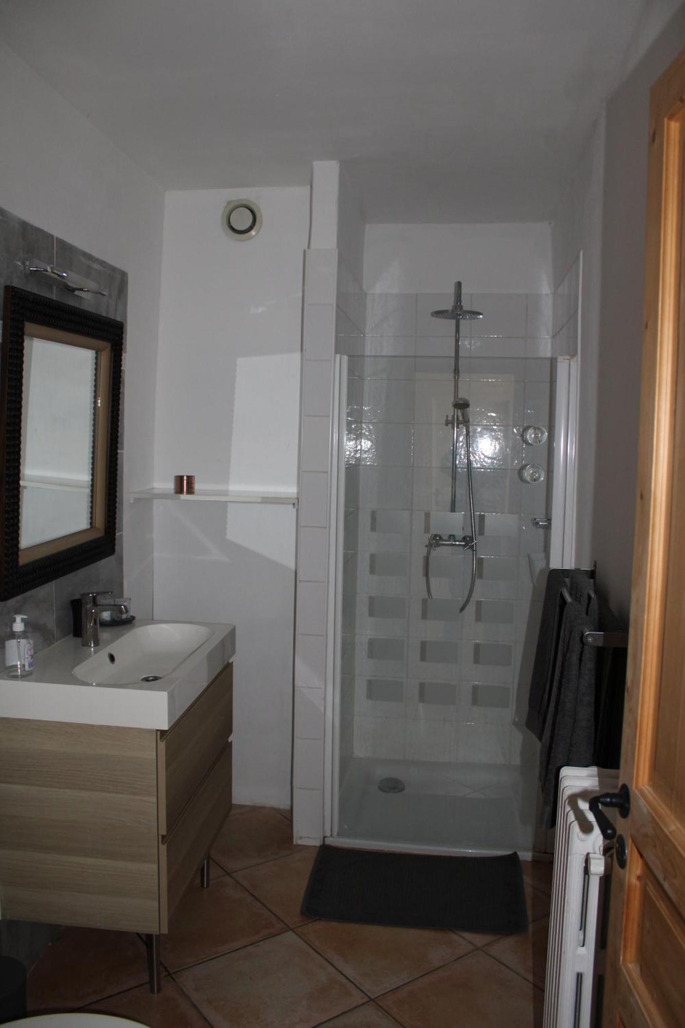 Agreable Appartement P2 Centre Ville Au Calme. ニーム エクステリア 写真