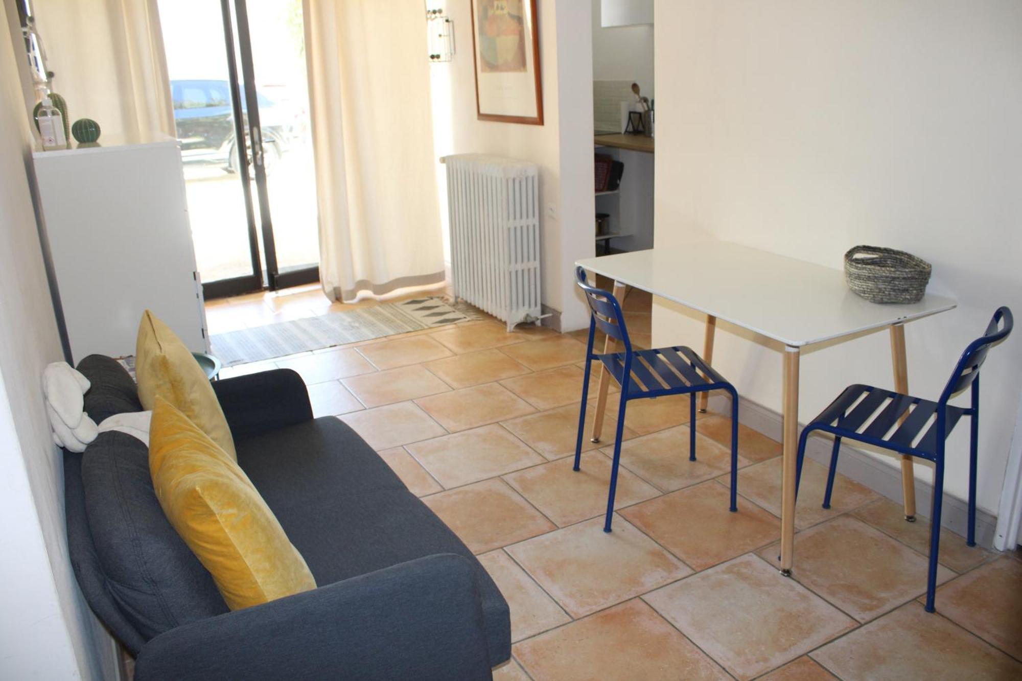 Agreable Appartement P2 Centre Ville Au Calme. ニーム エクステリア 写真